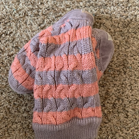 Ugg boots - Picture 3 of 4